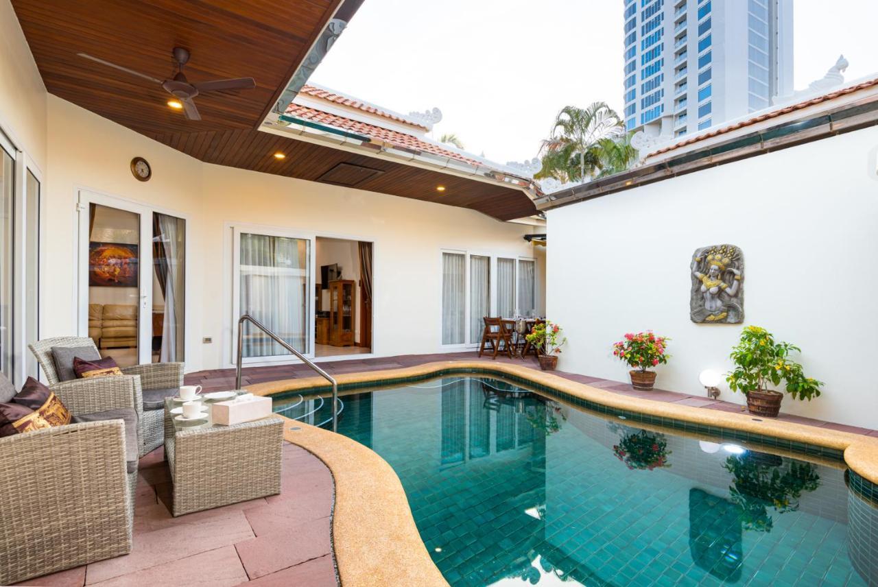 Village Austria Luxury Pool Villas Pattaya Exterior foto