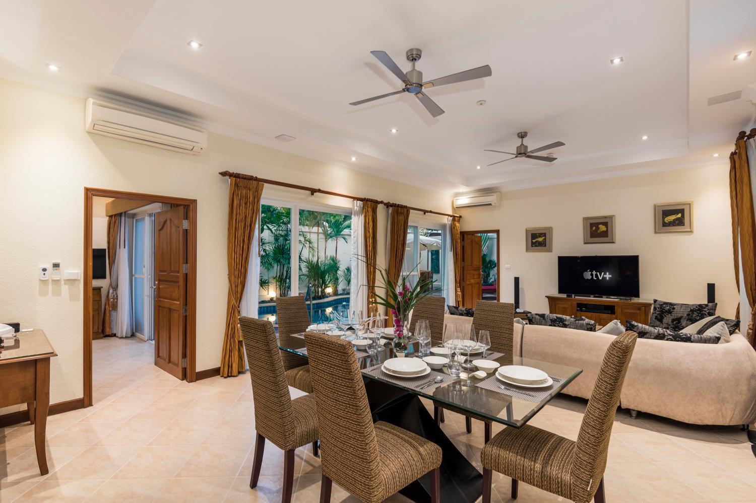 Village Austria Luxury Pool Villas Pattaya Habitación foto